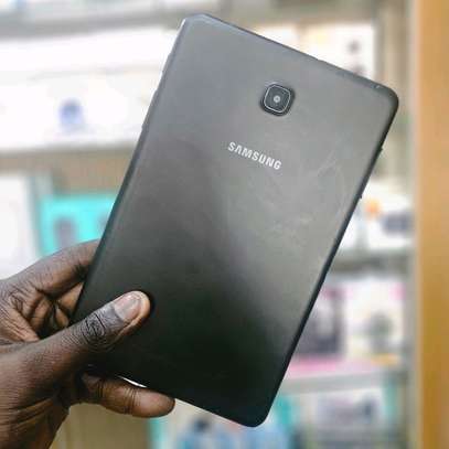 Tablette samsung tabA 8pouces image 3