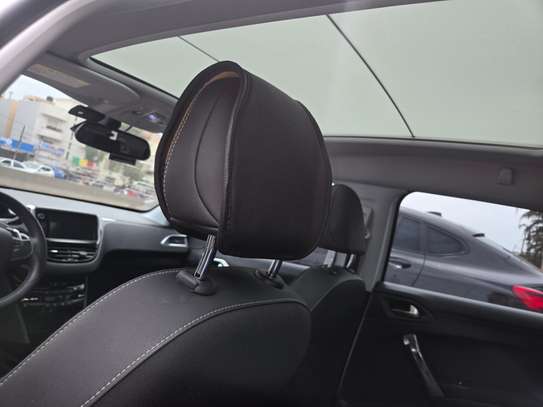 2017 Peugeot 2008 Modèle feline 1.6 e-HDi image 15