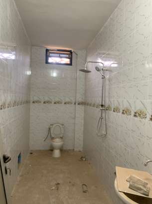 Villa R+1 à louer Ndiakhirate Sn City image 10