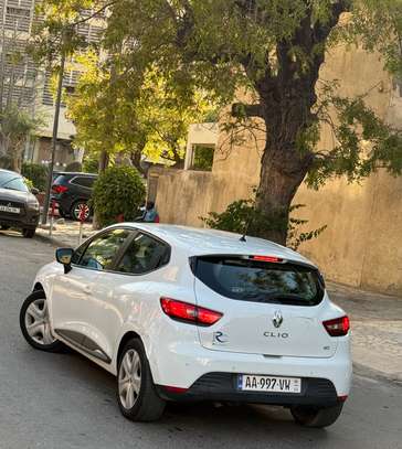 Renault image 5
