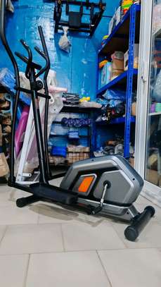 Marathon Endurance tapis roulant pliable noir écran intégré image 6