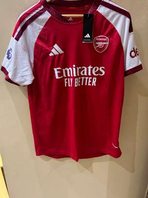 Maillot arsenal saison 26-27 image 2