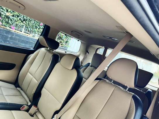 KIA SEDANO 8 places luxury image 7