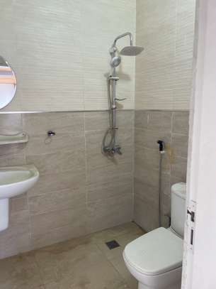Appartement F4 spacieux, élairé et bien ventilé. image 12