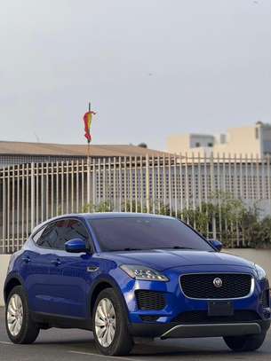 Jaguar E-PACE-P250/prestige annee 2021 image 4