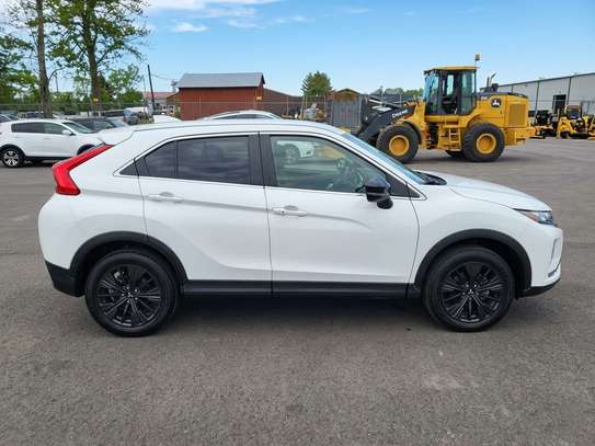MITSUBISHI ECLIPSE CROSS 2019 image 9