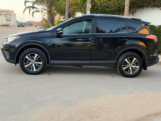 TOYOTA RAV 4 image 7