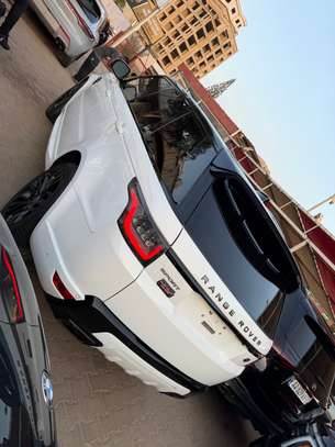 Range Rover Sport SUPERCHARGED image 3