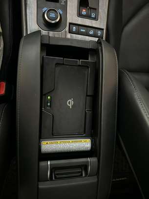 Toyota highlender 2021 image 2