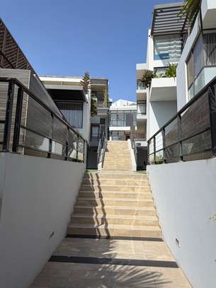 Duplex vue mer à fann mermoz image 13