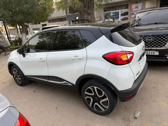 LOCATION RENAULT QM3 image 3