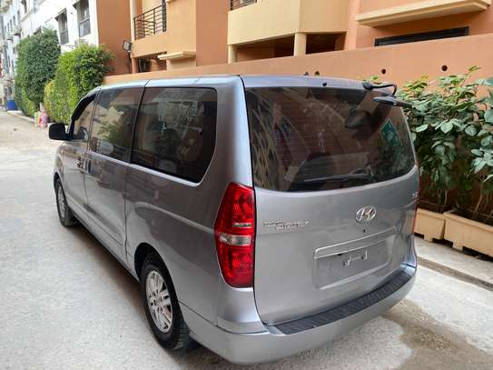 Hyundai starex image 9