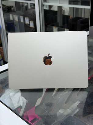 MacBook Air 2024 M3 256/16 image 3