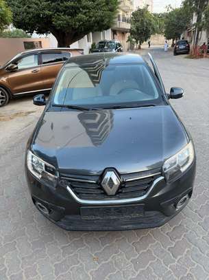 Renault symbol 2019 image 10