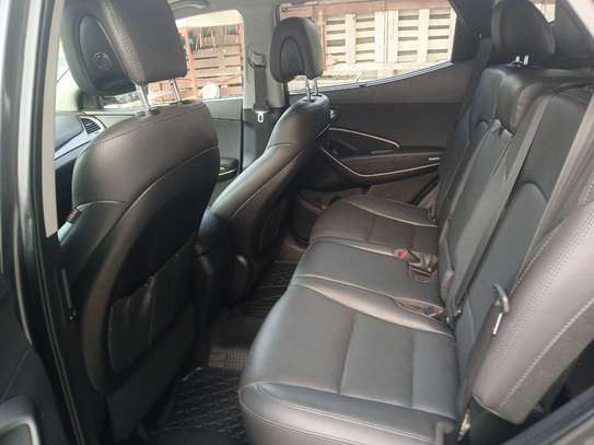 LOCATION HYUNDAI SANTA FE AUTOMATIQUE/ESSENCE image 4