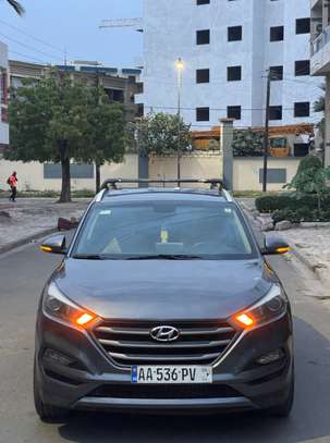 Hyundai Tucson  1.6  Année 2016 image 1