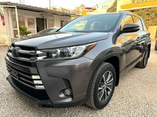 Toyota highlander image 5