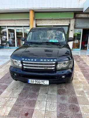 Range rover sport image 1