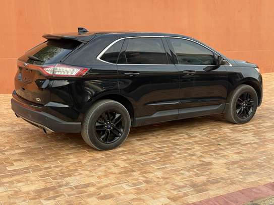 Ford Edge all black image 14