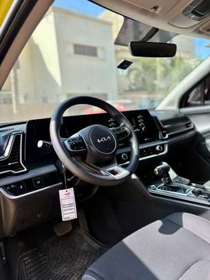KIA SPORTAGE image 9