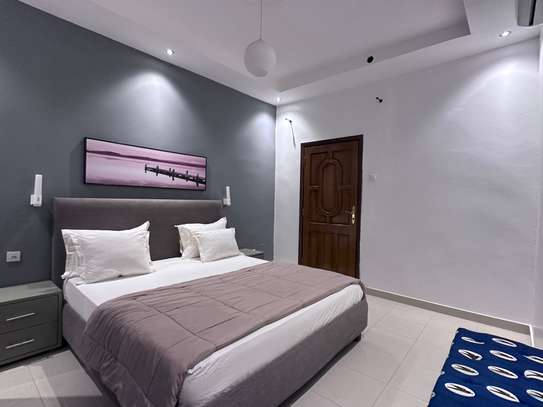 Studio meublé à louer - liberté 6 extension image 8