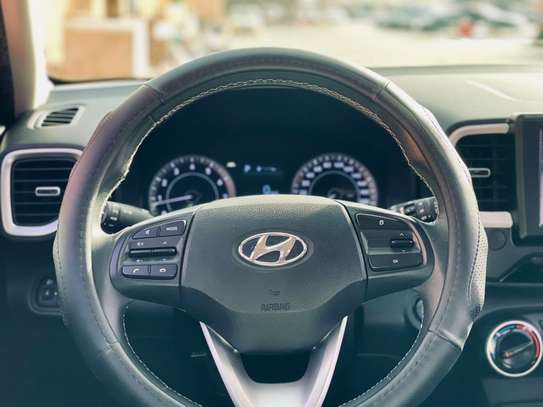 Hyundai venue image 10