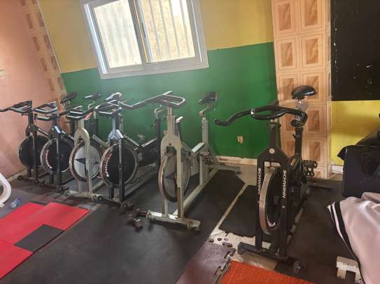 machines salle de gym image 2