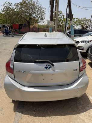 Toyota Prius hybride 2017 image 8
