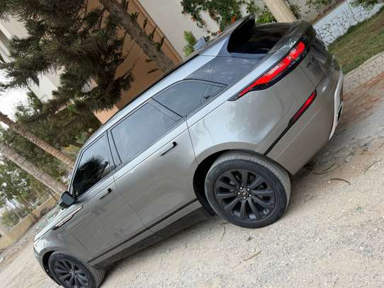 Range Rover velar P380 image 10