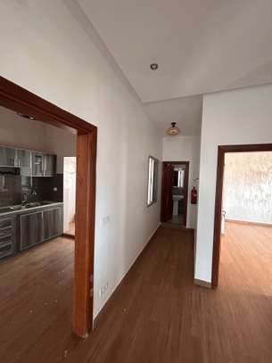 Appartement f4 à louer aux Almadies image 9