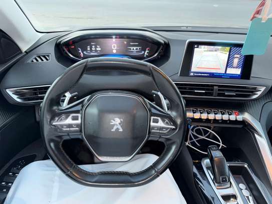 PEUGEOT 3008  ANNÉE : 2018 image 2