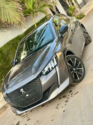 PEUGEOT 208 GT Année 2024 image 1
