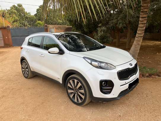 KIA SPORTAGE FULL OPTION image 2