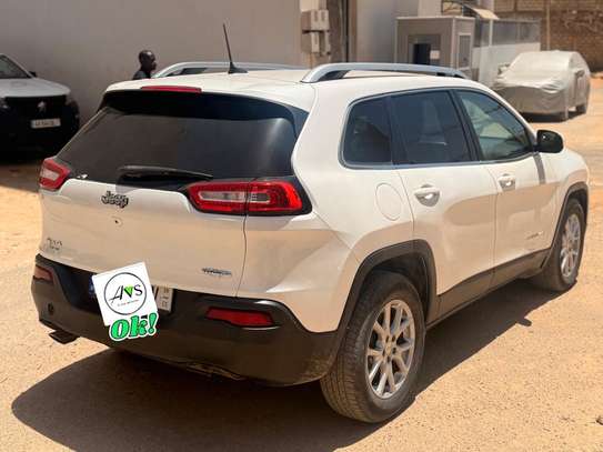 Location Jeep cherokee image 3