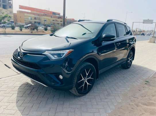 TOYOTA RAV 4 2018 image 2