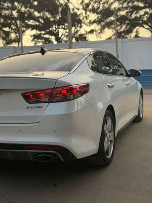 Kia optima image 7