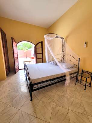 Villa de Rêve avec Piscine à Louer – Saly Niakh Niakhal image 14
