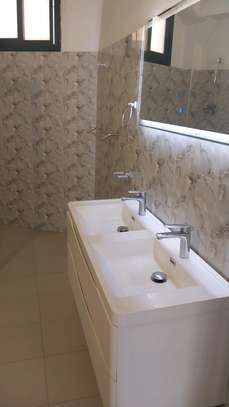 Appartement à louer a ngor image 10