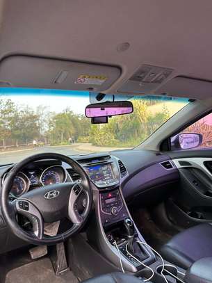Hyundai avante image 9