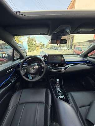 TOYOTA CH-R 2020 image 11