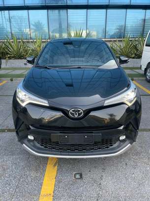 TOYOTA C-HR 2017 FULL OPTIONS image 2