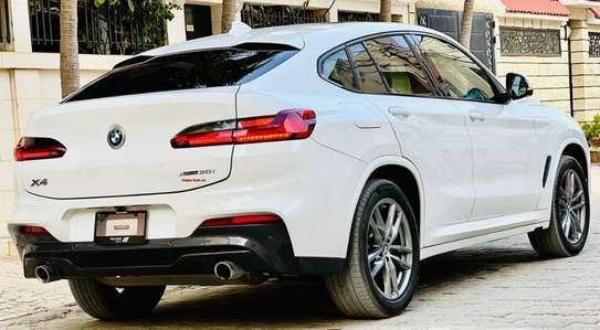 BMW X4 2020 image 8