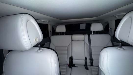 KIA SORENTO image 10