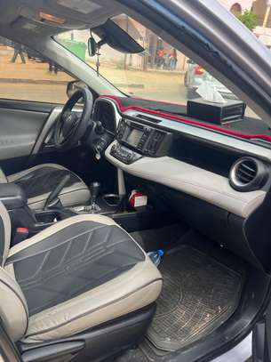 Toyota Rav4 2017 image 5