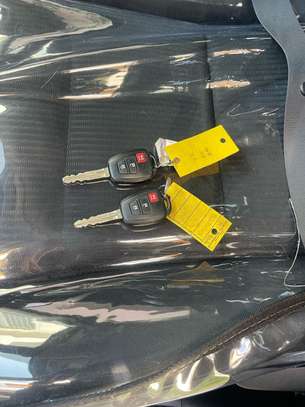 TOYOTA RAV 4 2018 image 9