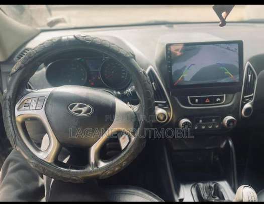 Hyundai tucson image 7