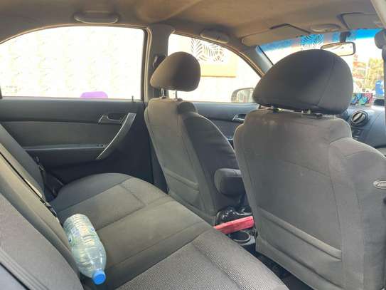 CHEVROLET AVEO image 2