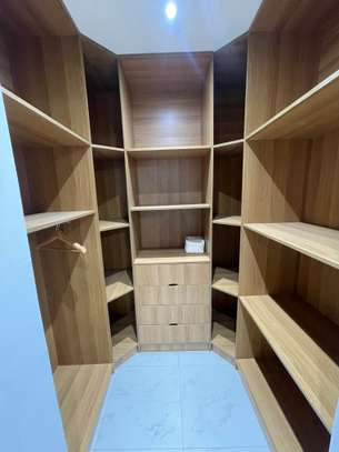 Magnifique appartement F3 meublé aux Almadies image 7