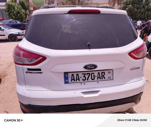 Ford Escape image 6