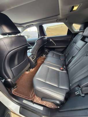 Lexus RX 2020 image 11